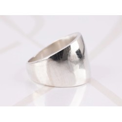 ANILLO DE PLATA ESCUDO