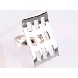 ANILLO DE PLATA RECTANGULO ONDULADO