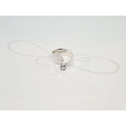 ANILLO MARTILLADO PERLA