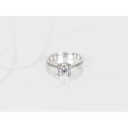 ANILLO PLATA RODIZADA CORTE ESMERALDA TOPACIO BLANCO