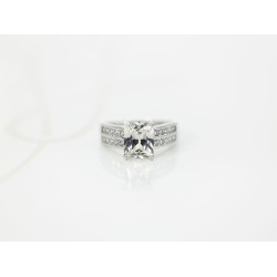 ANILLO PLATA RODIZADA DOBLE BANDA MOISSANITE