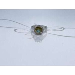 ANILLO PLATA RODIZADA REDONDO CON HALO ZULTANITA