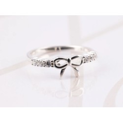 ANILLO PLATA SILUETA MOÑO ZIRCONIA