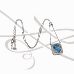 COLLAR CON DIJE PLATA RODIZADA DOBLE HALO BLUE DIAMOND