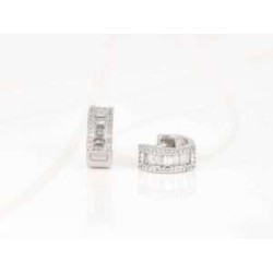 HUGGIES BISUTERIA PLATEADO BAGUETTE ZIRCONIA