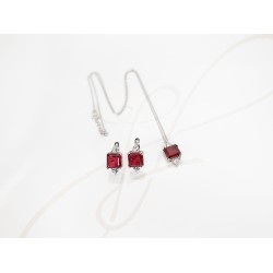 JUEGO PLATA RODIZADA CUADRO GRANDE RUBI CON CADENA
