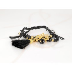 PULSERA CON DIJE ORO LAMINADO PIEDRA POMPON HILO